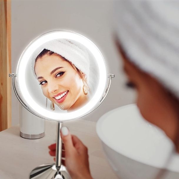 Фото 7 Зеркало с LED подсветкой для макияжа с аккумулятором UFT LED Cosmetic Mirroir UFTCM1