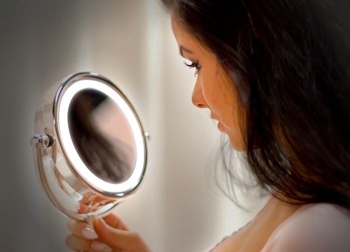 Фото 4 Зеркало с LED подсветкой для макияжа с аккумулятором UFT LED Cosmetic Mirroir UFTCM1
