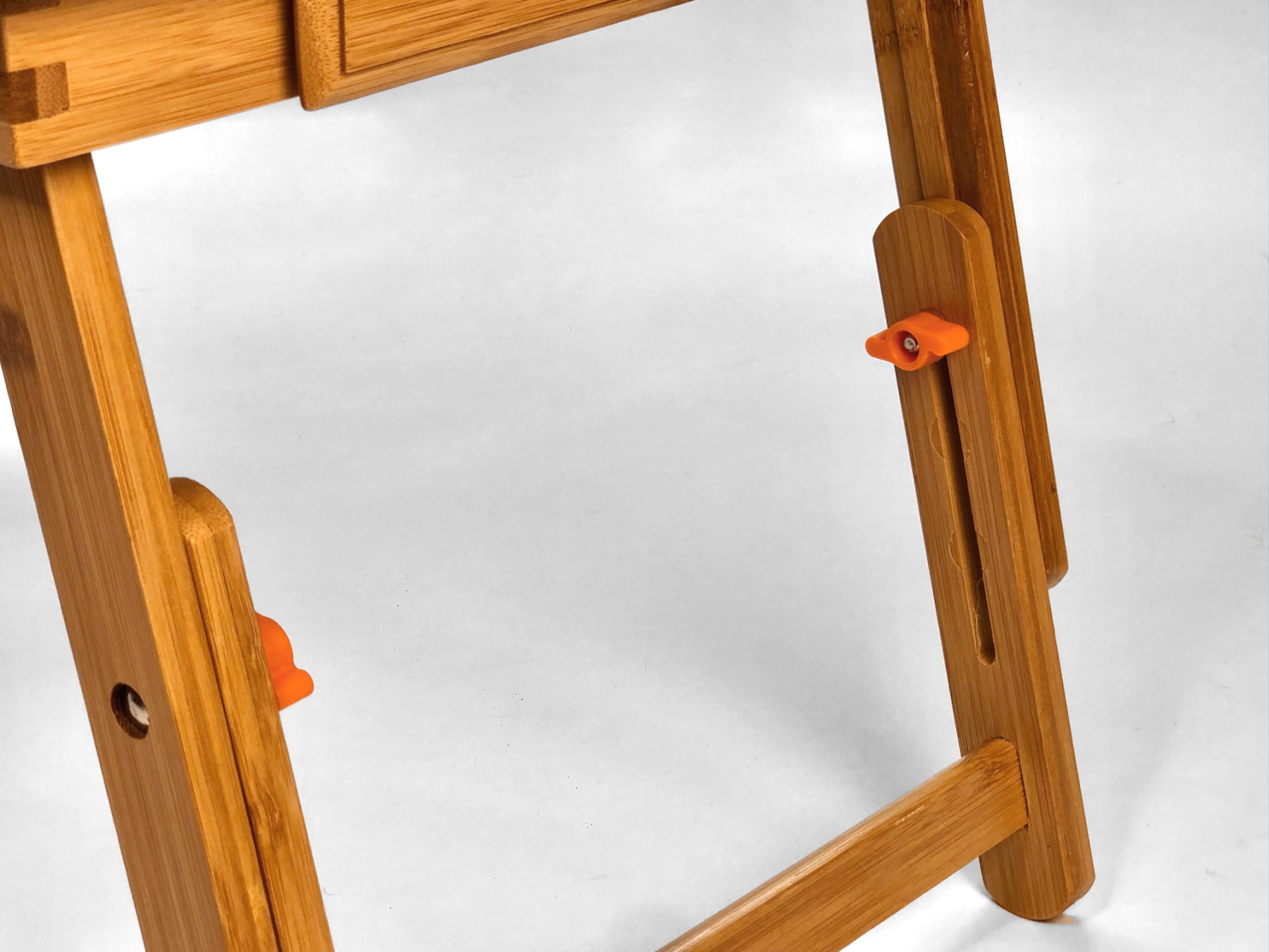 Фото 2 Бамбуковый столик для ноутбука UFT T26 New